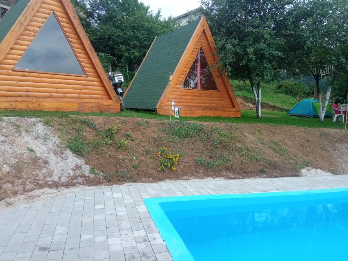 Bungalovi Lana SJJ Buitenkant foto