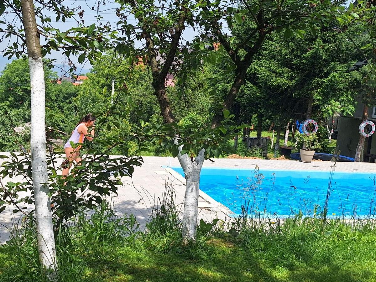 Bungalovi Lana SJJ Buitenkant foto