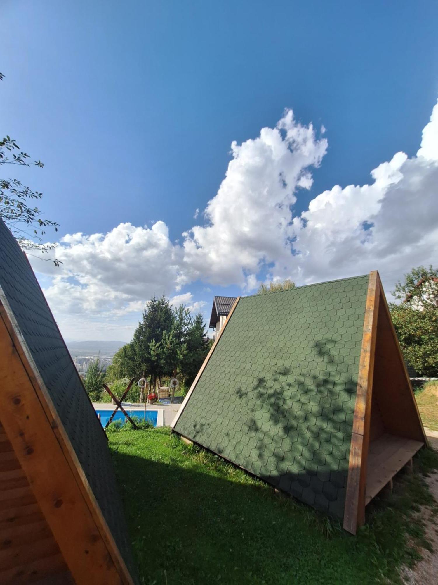 Bungalovi Lana SJJ Buitenkant foto
